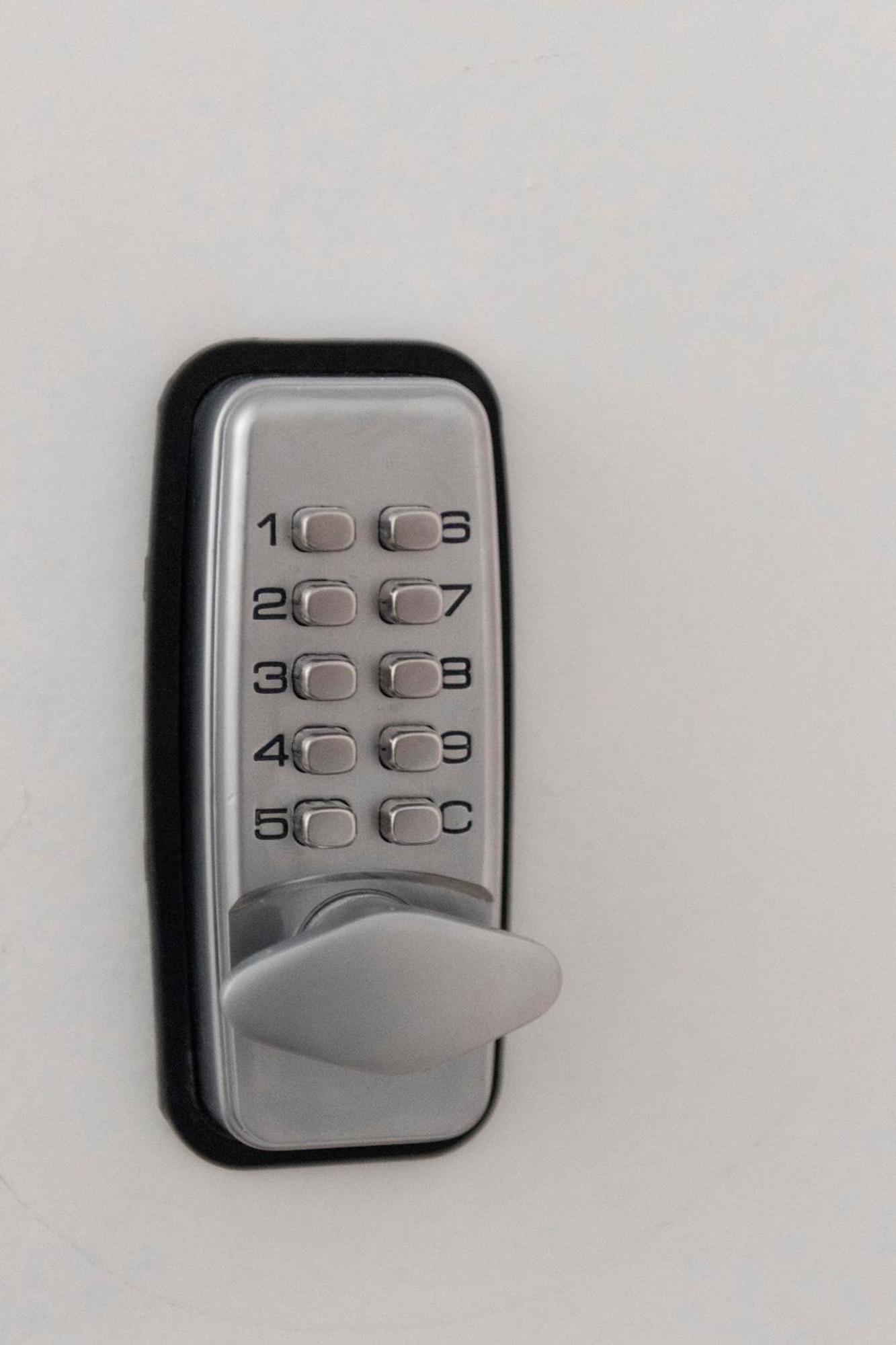 Ati-Key Residence Атина Екстериор снимка